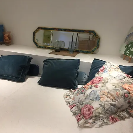 Un Jardin Pres De La Apartman *